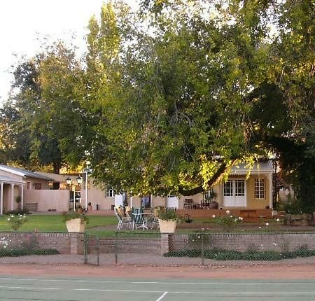 Rose Garden Manor House Apartment Harrismith Luaran gambar